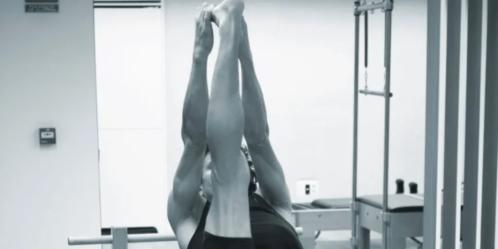 Private Pilates classes in Girona with Classical Pilates teacher Antonio Izquierdo working one-to-one with a client